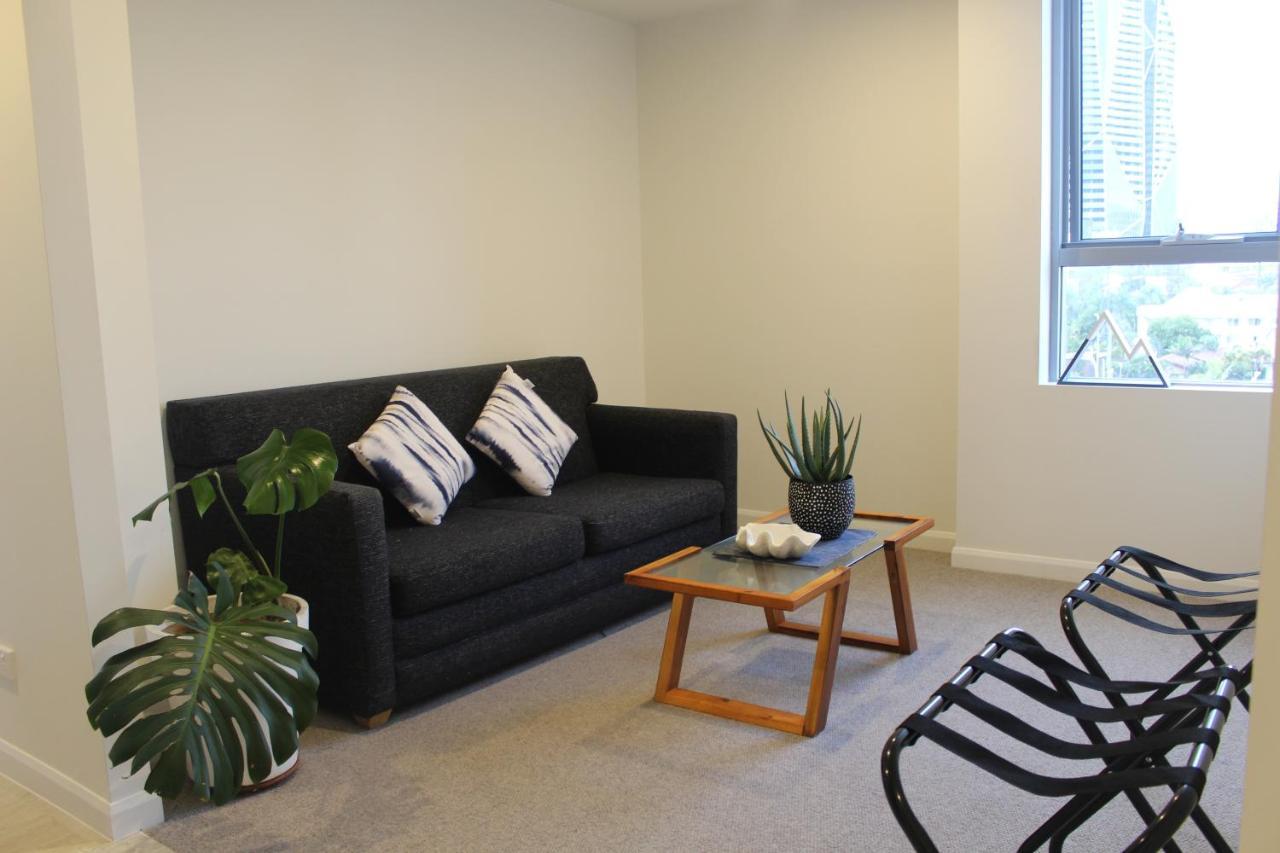 Serenity Surfers Paradise Gold Coast Exterior foto