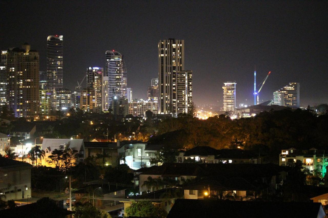Serenity Surfers Paradise Gold Coast Exterior foto