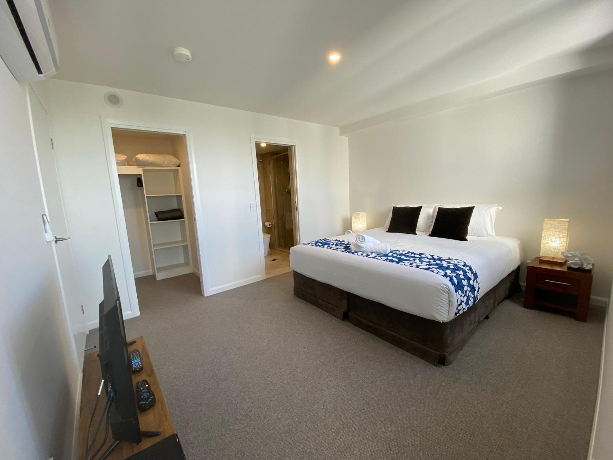 Serenity Surfers Paradise Gold Coast Exterior foto