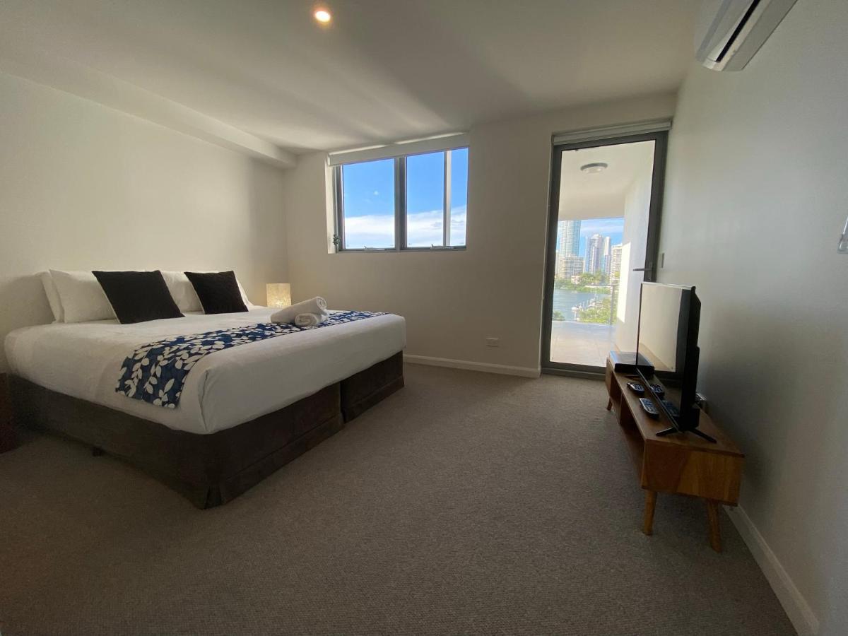 Serenity Surfers Paradise Gold Coast Exterior foto