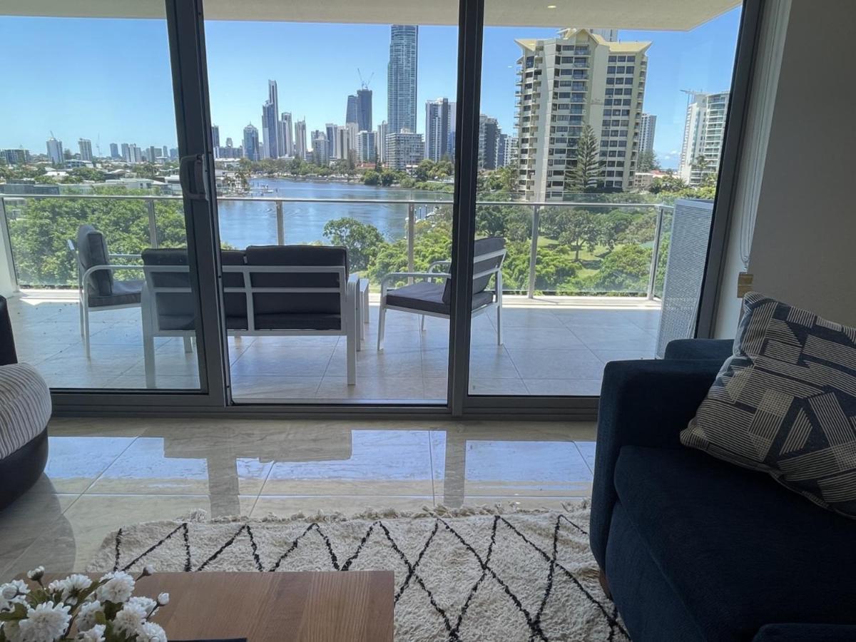 Serenity Surfers Paradise Gold Coast Exterior foto