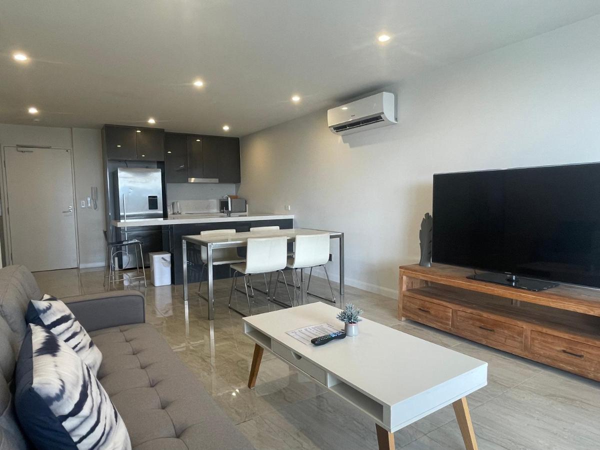 Serenity Surfers Paradise Gold Coast Exterior foto