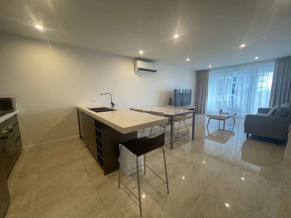 Serenity Surfers Paradise Gold Coast Exterior foto